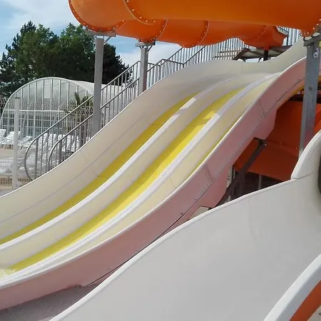 Paradis Le Royon Campsite 4*