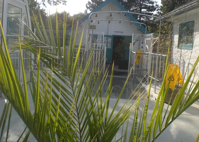 Kemping Paradis Le Royon 4*